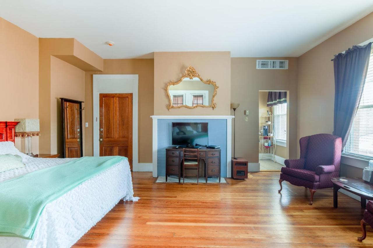 The Belmont Inn By Oyo Abbeville Extérieur photo