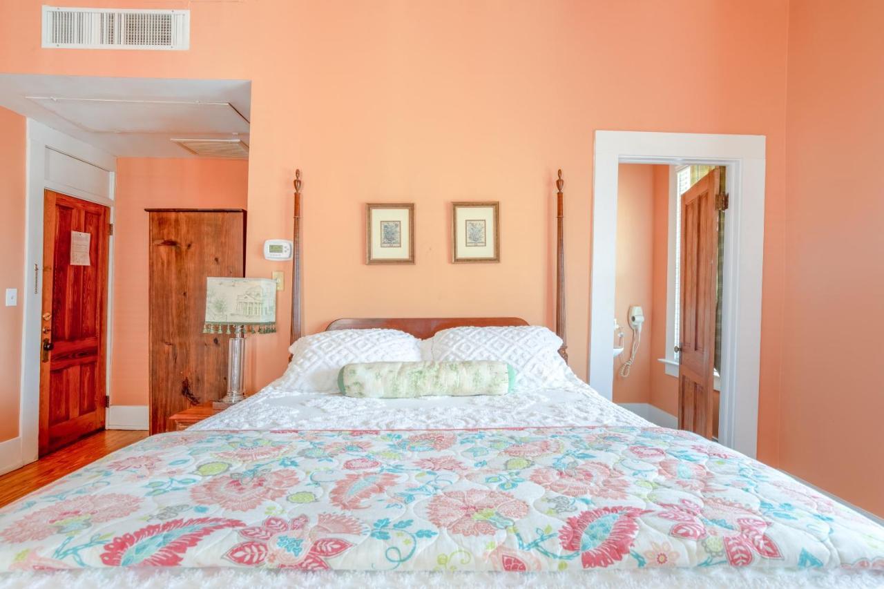 The Belmont Inn By Oyo Abbeville Extérieur photo