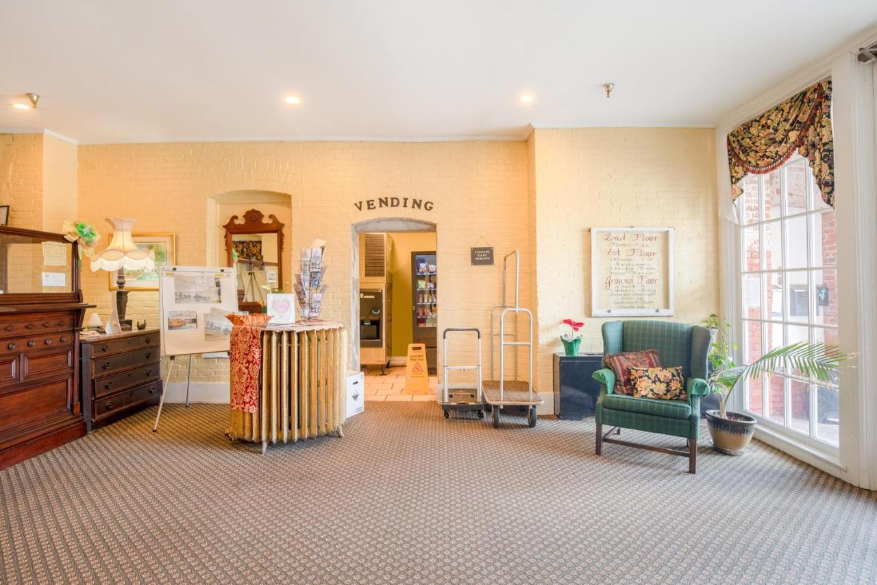 The Belmont Inn By Oyo Abbeville Extérieur photo