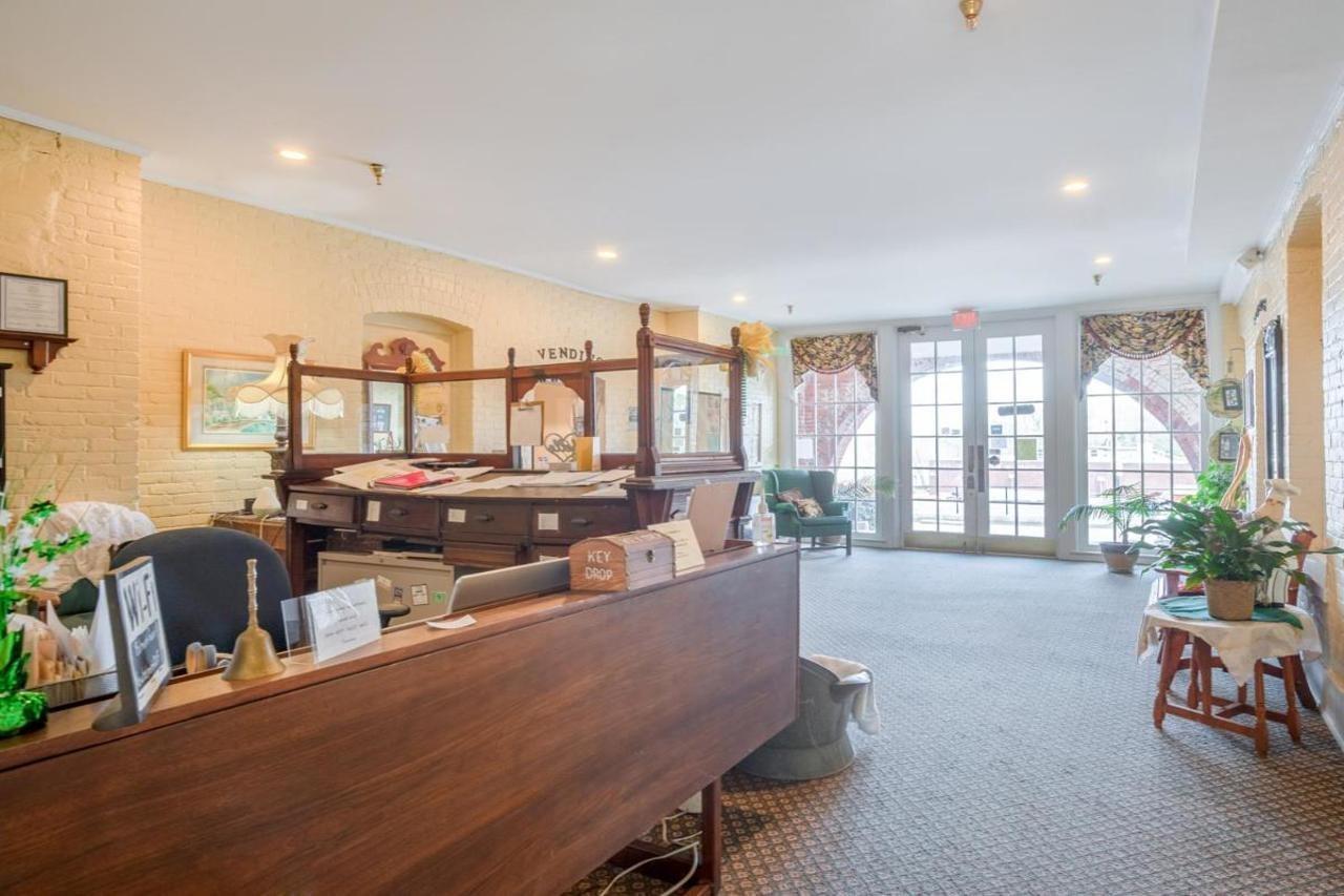The Belmont Inn By Oyo Abbeville Extérieur photo