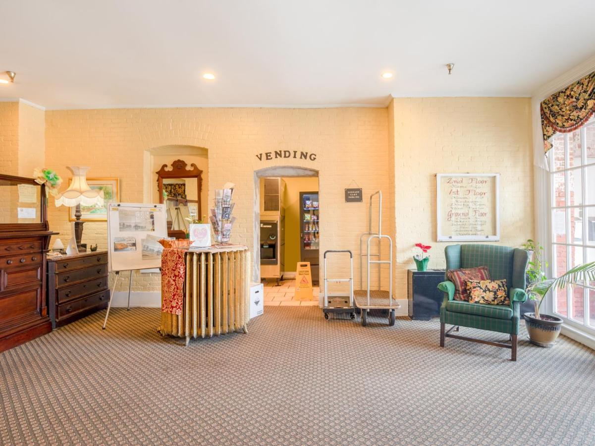 The Belmont Inn By Oyo Abbeville Extérieur photo